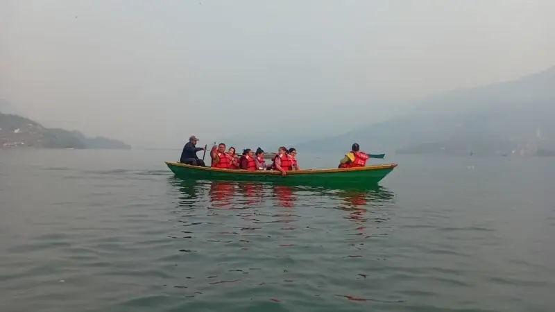 फेवा तालमा जाल हान्दा बन्दुक र गोली भेटियो